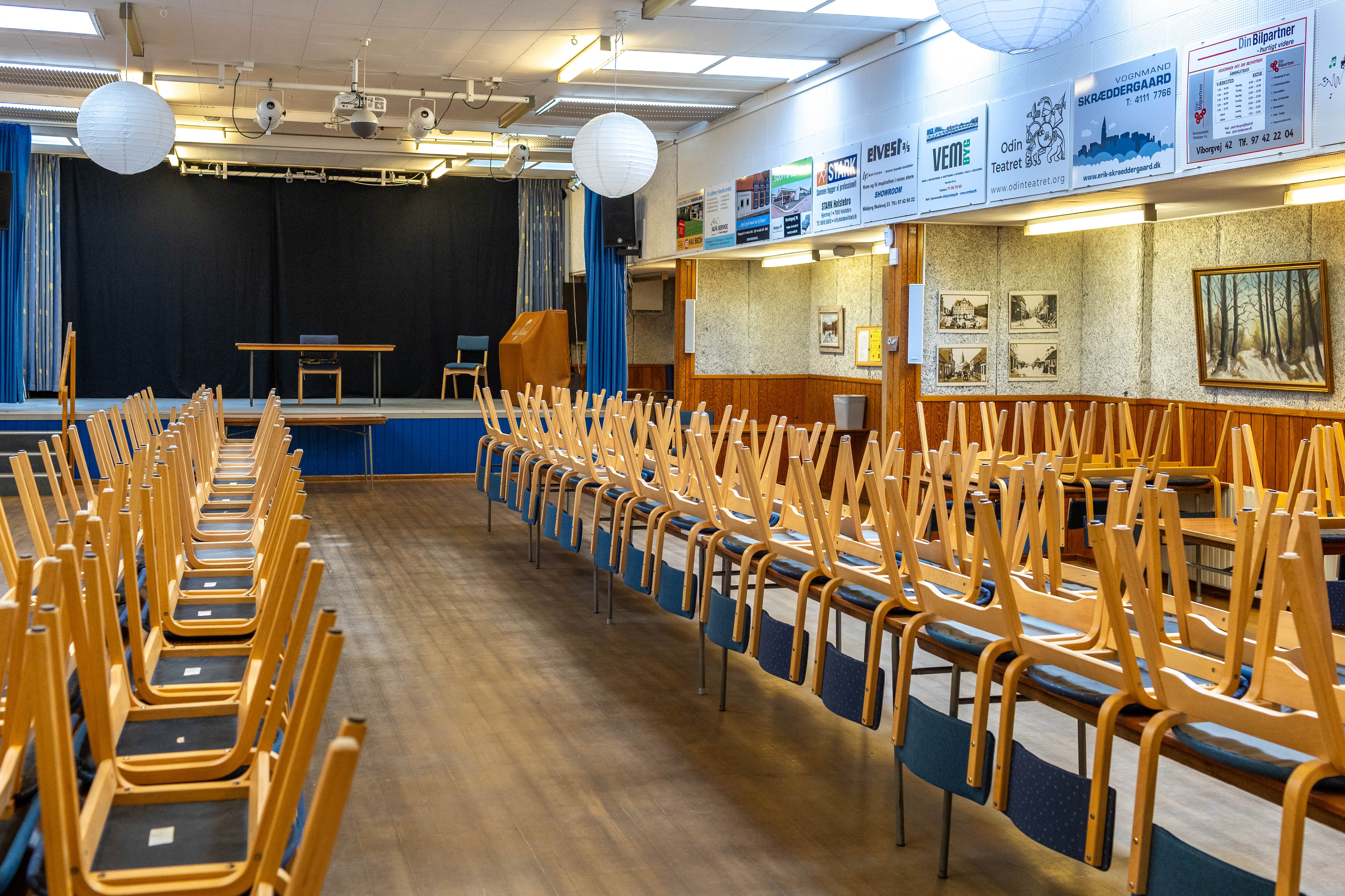 Den store sal med plads til 100 mennesker